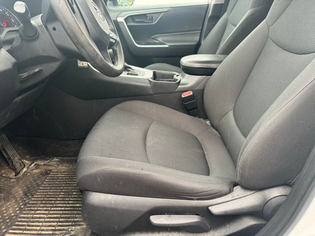 2020 Toyota RAV4 LE AWD