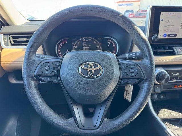2025 Toyota RAV4 LE AWD