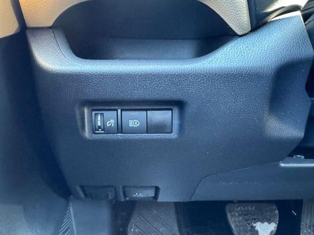 2025 Toyota RAV4 LE AWD