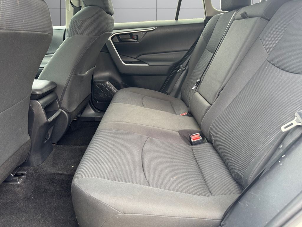 2020 Toyota RAV4 LE AWD