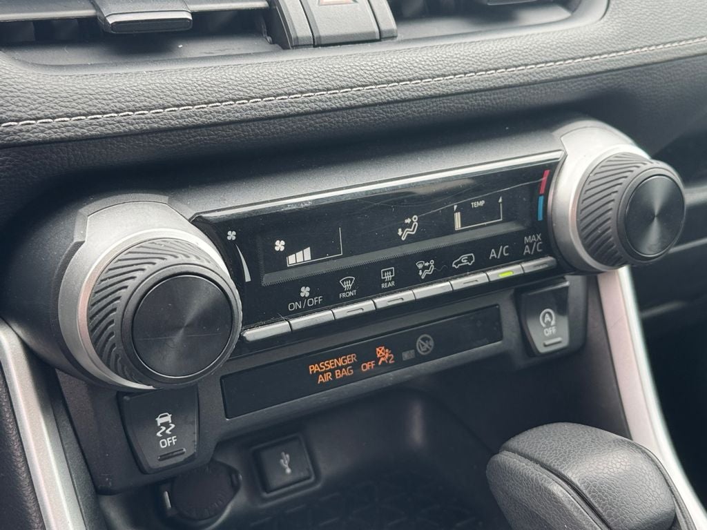 2020 Toyota RAV4 LE AWD