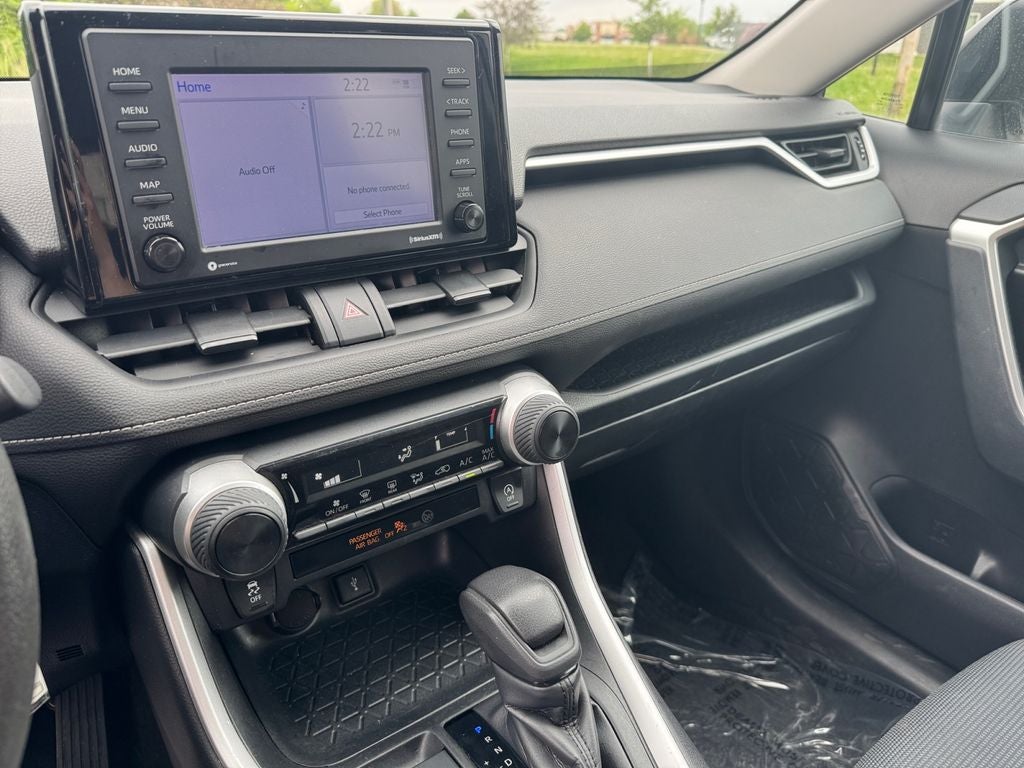 2020 Toyota RAV4 LE AWD