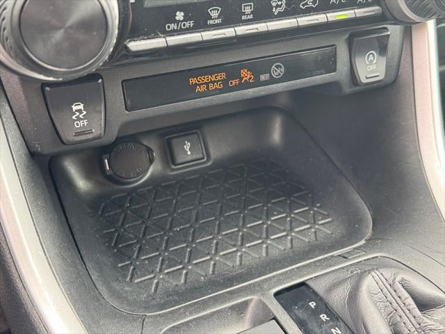 2020 Toyota RAV4 LE AWD