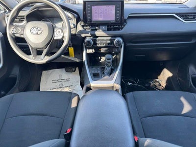 2020 Toyota RAV4 LE AWD