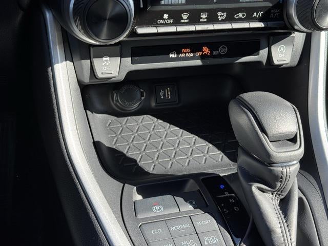 2024 Toyota RAV4 LE AWD