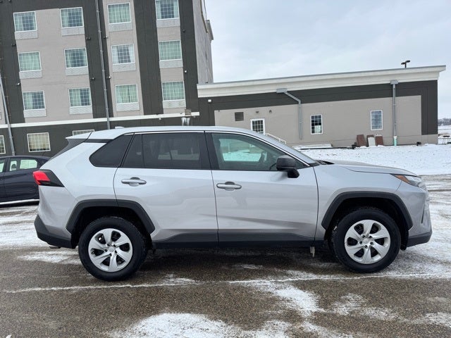2024 Toyota RAV4 LE AWD