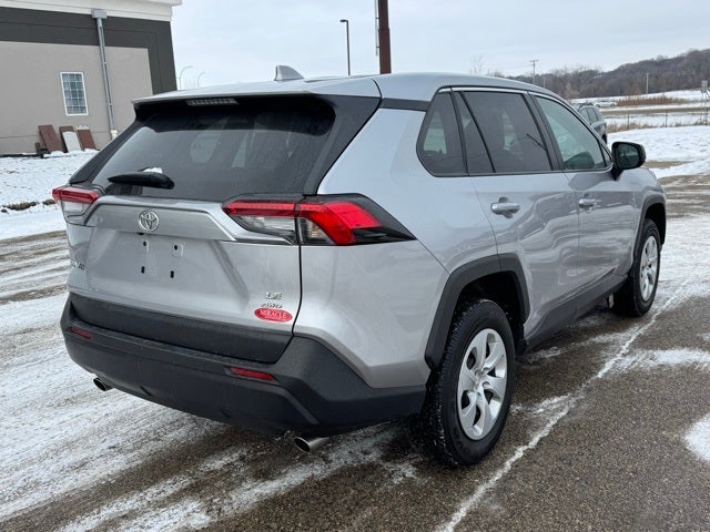 2024 Toyota RAV4 LE AWD