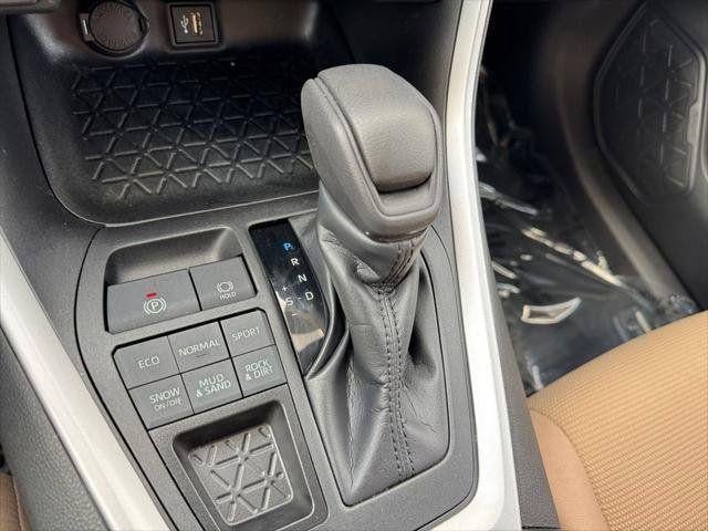 2023 Toyota RAV4 LE AWD