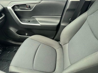 2022 Toyota RAV4 LE AWD