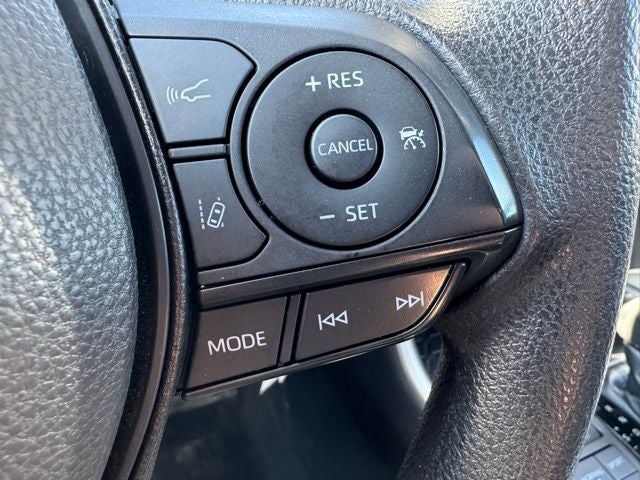 2022 Toyota RAV4 LE AWD