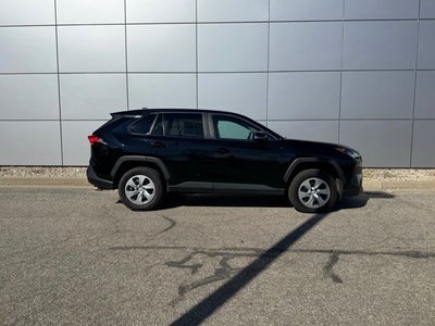 2022 Toyota RAV4 LE AWD