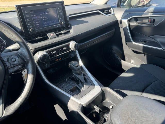 2022 Toyota RAV4 LE AWD