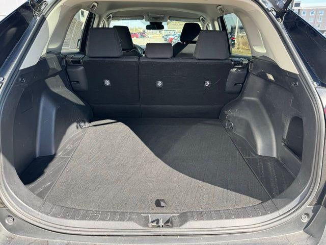 2022 Toyota RAV4 LE AWD