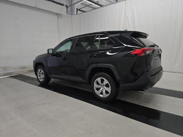 2022 Toyota RAV4 LE AWD