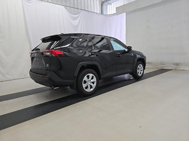 2025 Toyota RAV4 LE AWD