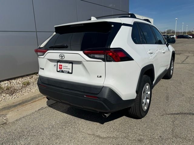 2020 Toyota RAV4 LE FWD