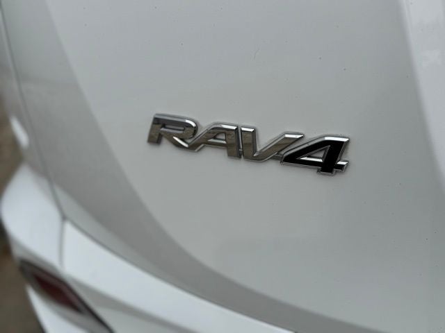 2018 Toyota RAV4 SE AWD