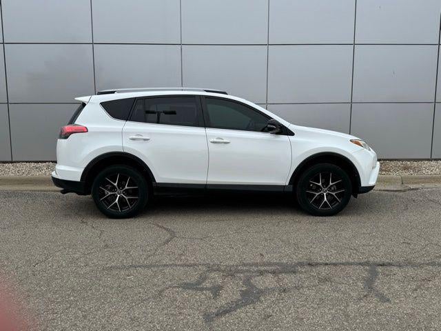 2018 Toyota RAV4 SE AWD