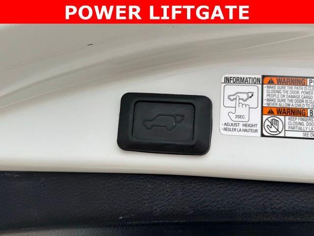 2018 Toyota RAV4 SE AWD