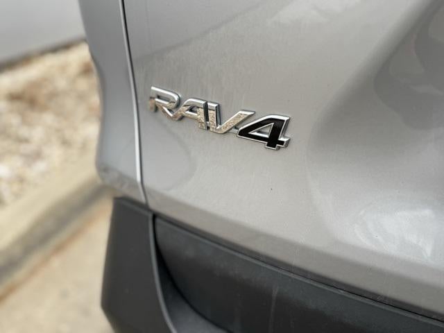 2019 Toyota RAV4 Hybrid LE AWD