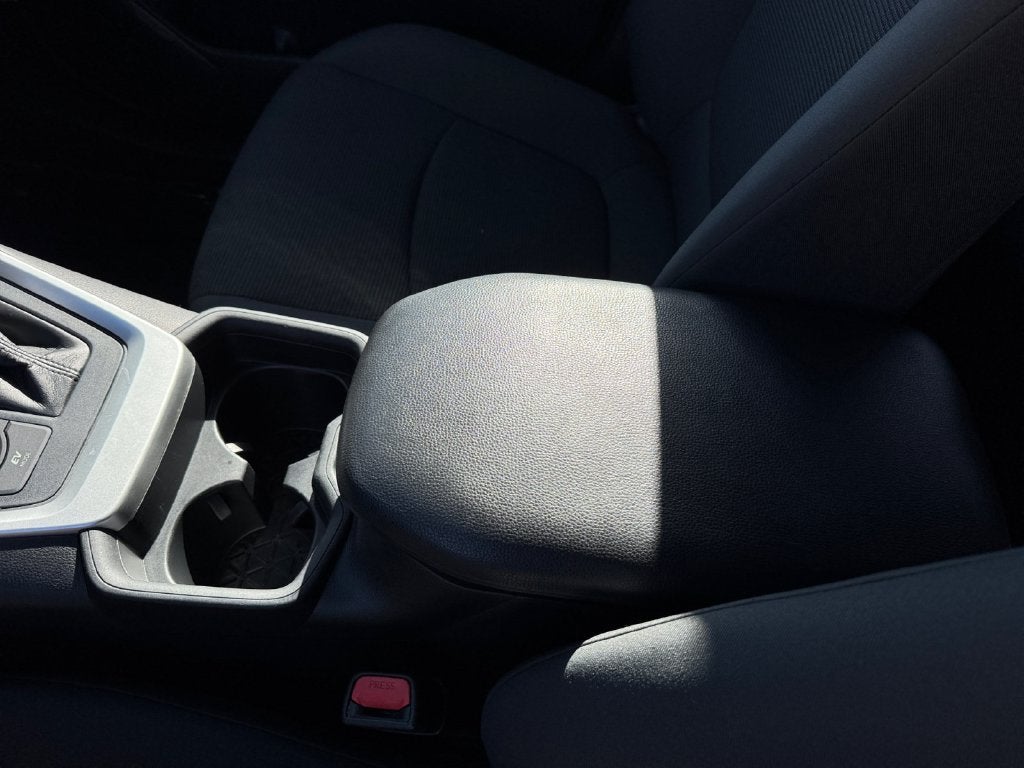2019 Toyota RAV4 Hybrid LE AWD