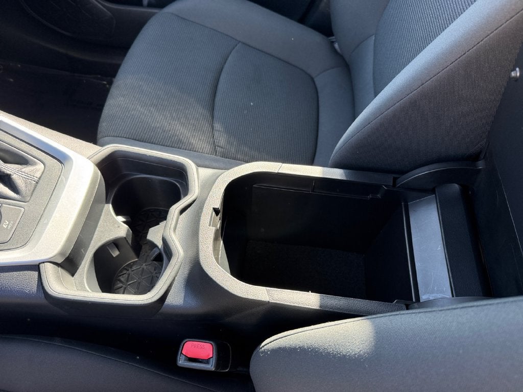 2019 Toyota RAV4 Hybrid LE AWD