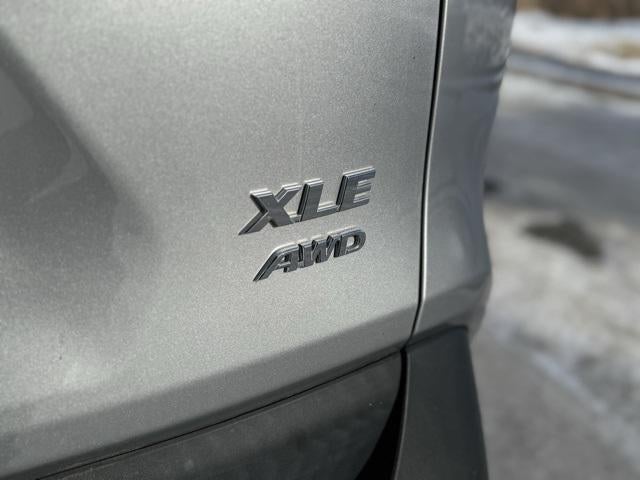 2020 Toyota RAV4 XLE AWD