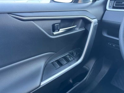 2025 Toyota RAV4 XLE AWD