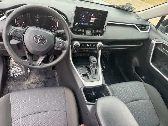 2025 Toyota RAV4 XLE AWD