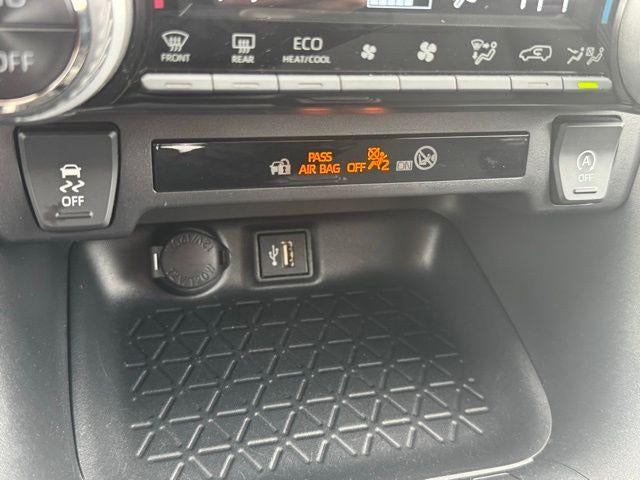 2025 Toyota RAV4 XLE AWD