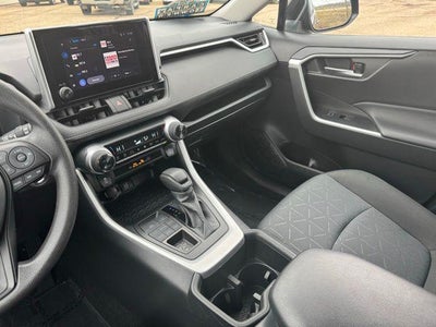 2025 Toyota RAV4 XLE AWD