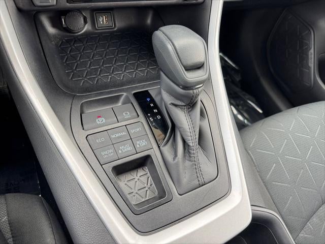 2025 Toyota RAV4 XLE AWD