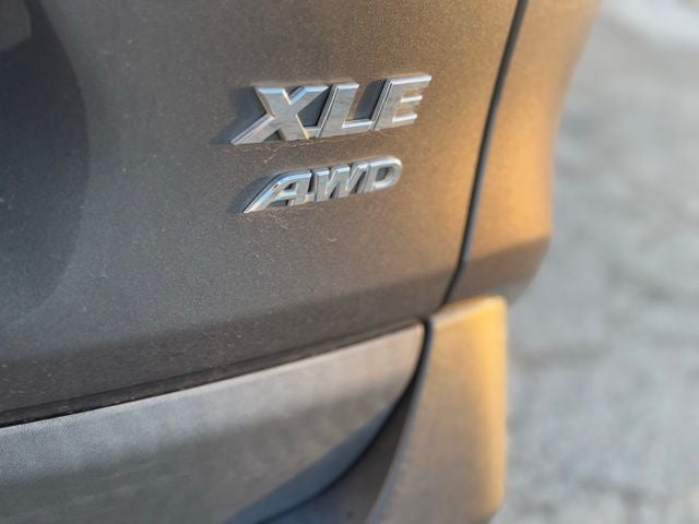 2022 Toyota RAV4 XLE AWD