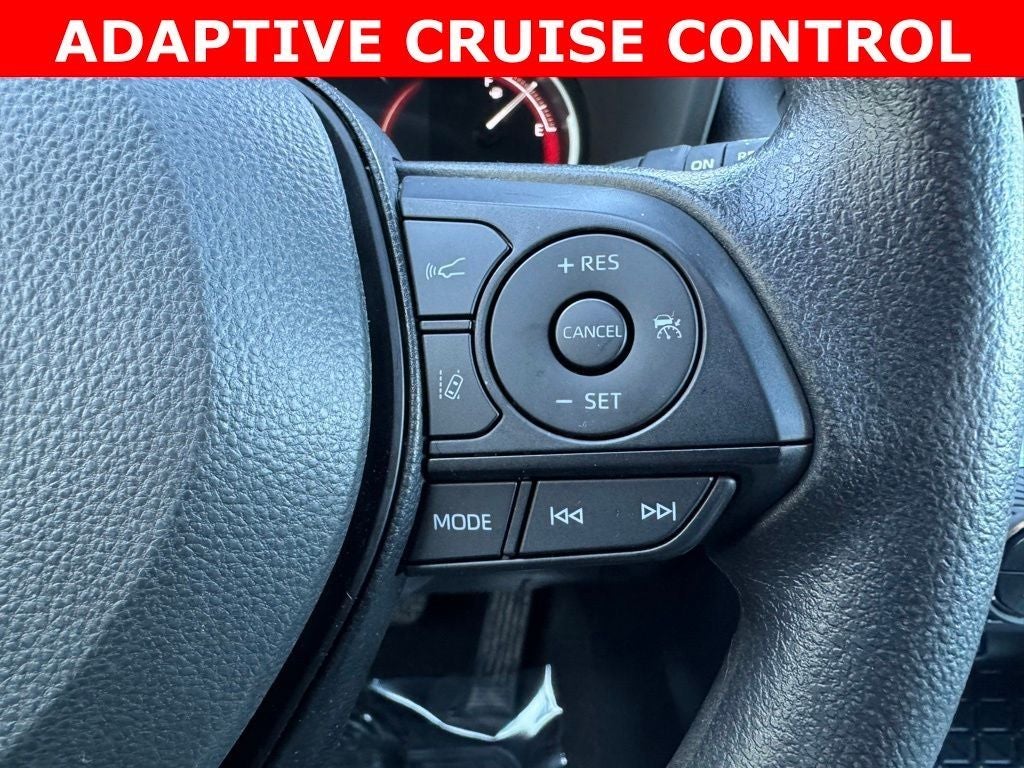 2025 Toyota RAV4 XLE AWD