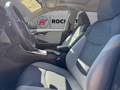 2024 Toyota RAV4 XLE AWD
