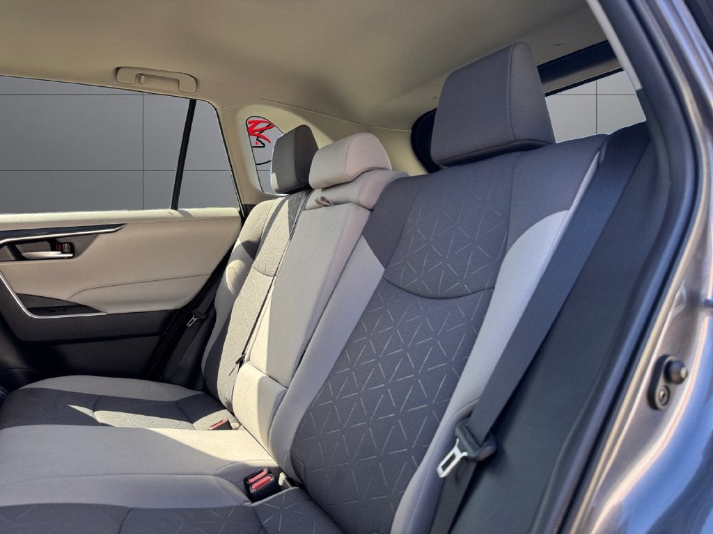2024 Toyota RAV4 XLE AWD