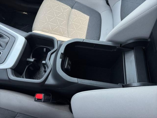 2024 Toyota RAV4 XLE AWD