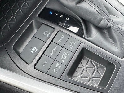 2025 Toyota RAV4 XLE AWD