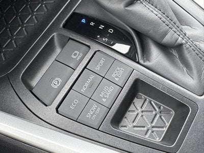 2025 Toyota RAV4 XLE AWD