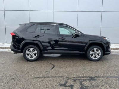 2025 Toyota RAV4 XLE AWD