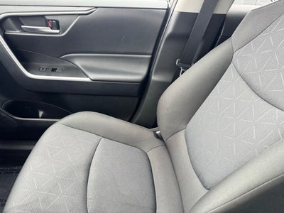 2025 Toyota RAV4 XLE AWD