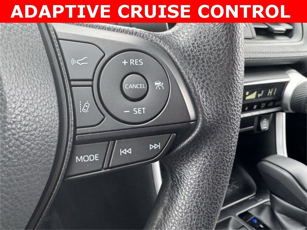 2025 Toyota RAV4 XLE AWD