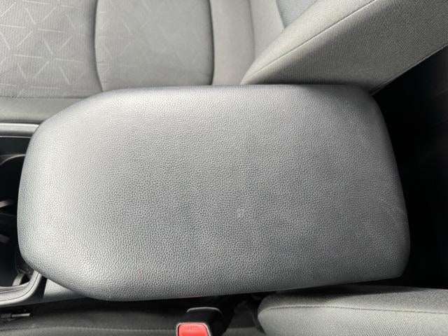 2025 Toyota RAV4 XLE AWD