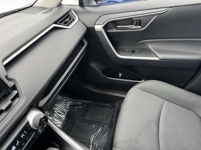2025 Toyota RAV4 XLE AWD