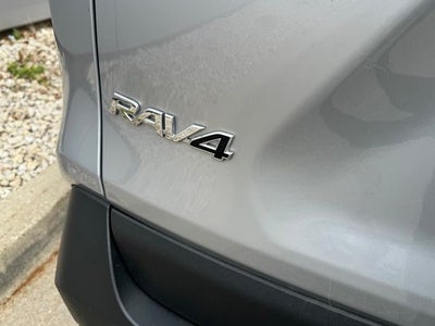 2025 Toyota RAV4 XLE AWD