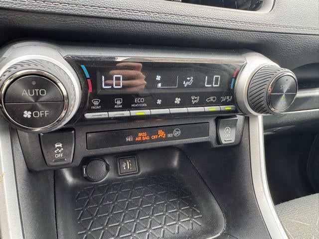 2025 Toyota RAV4 XLE AWD