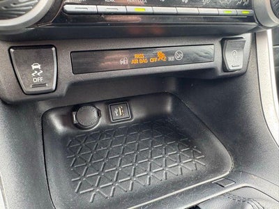 2025 Toyota RAV4 XLE AWD