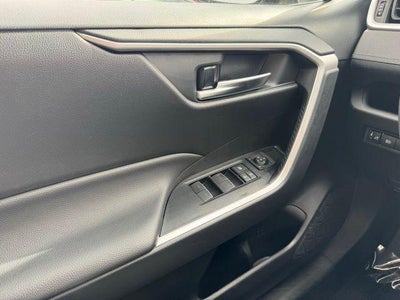 2025 Toyota RAV4 XLE AWD