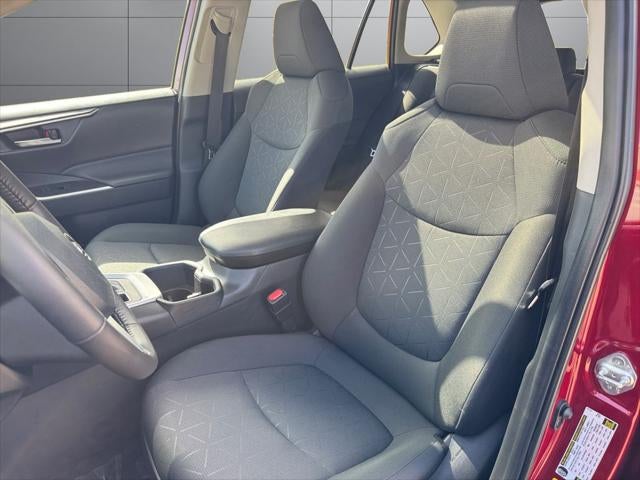 2024 Toyota RAV4 XLE AWD