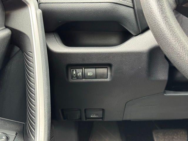 2025 Toyota RAV4 XLE AWD